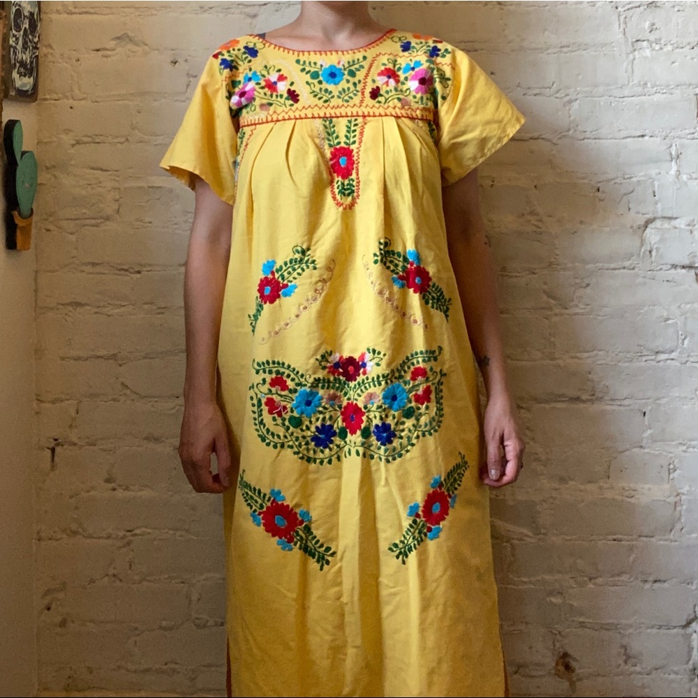 Vintage Puebla Mexican dress